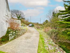 Photo 33- click for photo gallery